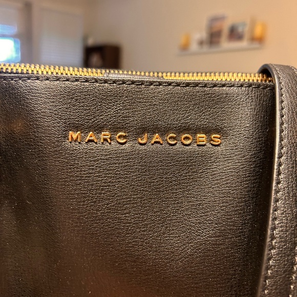 Marc Jacobs Large Black Tote Bag - Picture 2 of 5